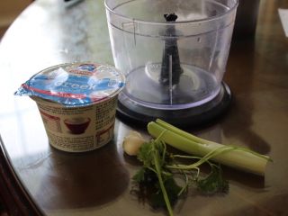 13、健康素食汉堡,来的时候,做一个浓浓的酸奶酱