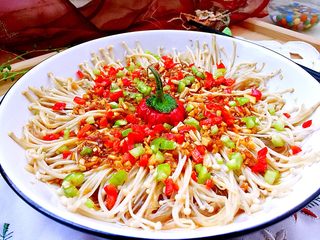 33、我爱蒜蓉系列➕蒜蓉粉丝金针菇,成品