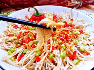 35、我爱蒜蓉系列➕蒜蓉粉丝金针菇,蒜香浓郁,金针菇滑嫩入味