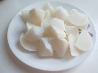 15、啤酒焖羊肉,装盘备用。