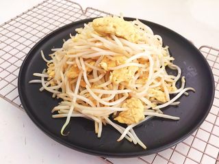 23、减脂快手菜  银芽炒蛋,银芽炒蛋出锅了
