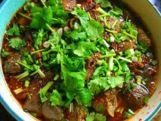 16、四川毛血旺,美味的毛血旺好了