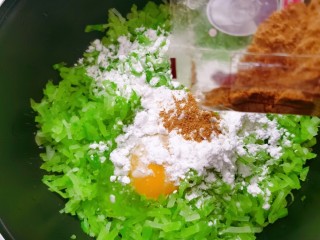 14、萝卜丸子,加入十三香