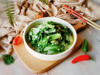 16、蒜蓉小白菜,快速捞出装盘