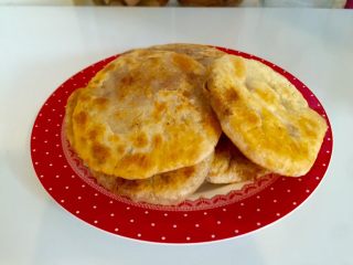 29、香河猪肉香菇肉饼,出锅趁热吃特好吃。