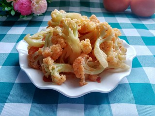 1、#厨房挑战 # 素菜 番茄烧花菜,成品图来一张。