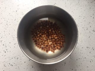 5、自制珍珠奶茶,过凉水，珍珠呈透明色
