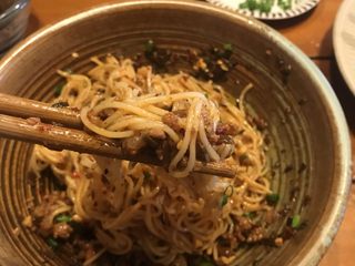 11、宜宾燃面,好吃得不要不要的！