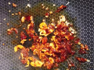 8、麻辣土豆片,炒出红油色