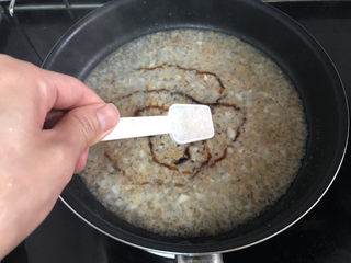 13、蒜蓉蒸丝瓜➕蒜蓉粉丝蒸丝瓜,少许白糖