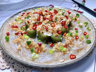 23、蒜蓉蒸丝瓜➕蒜蓉粉丝蒸丝瓜,成品