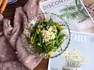 14、凉拌爽口黄瓜苗,完成。