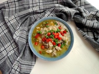 18、酸汤牛蛙,美美哒酸汤牛蛙就好啦～一起开动吧～????????