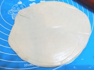 14、薄皮虾米鸡蛋韭菜盒子,擀成薄皮