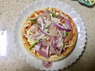 19、披萨~不一样的重奶酪拉丝披萨,再放洋葱