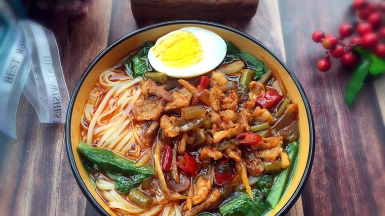 酸味家常酸菜肉丝面