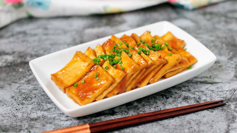 照烧黄金豆腐不只鸡腿能照烧换成豆腐味道一样棒家常照烧味