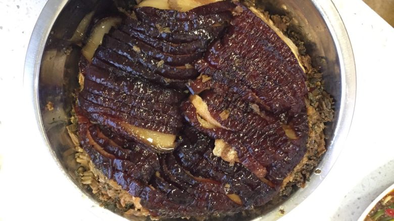 四川烧白也叫梅菜扣肉