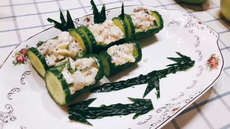 翠竹报春年夜饭