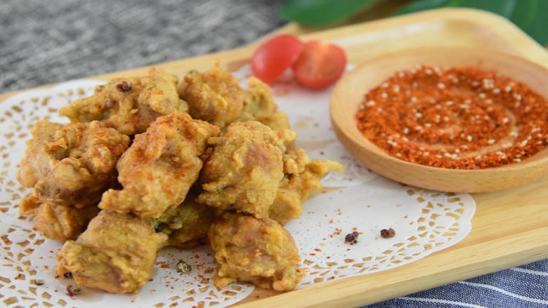 外酥里嫩一口一个不去四川也能有美味的酥肉吃