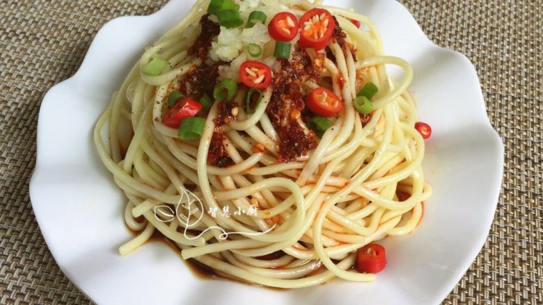 地方菜四川凉面