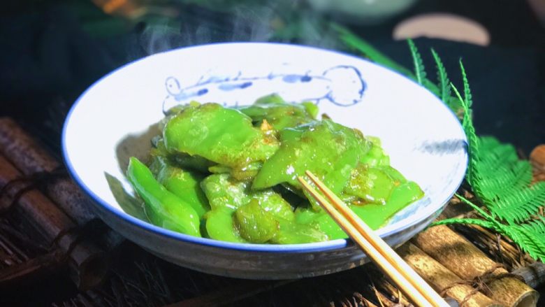 家常手撕虎皮尖椒