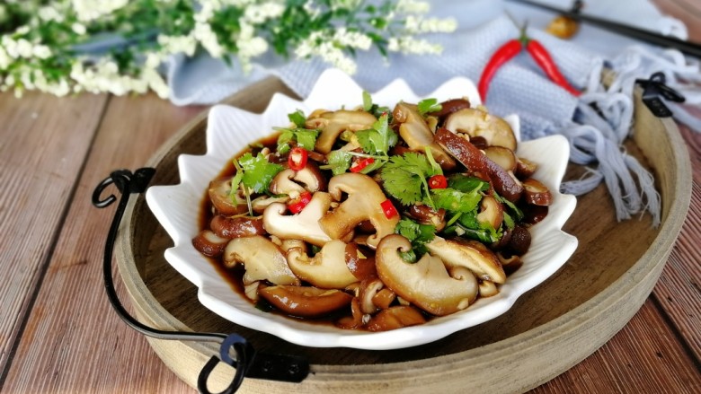 菌类料理凉拌香菇