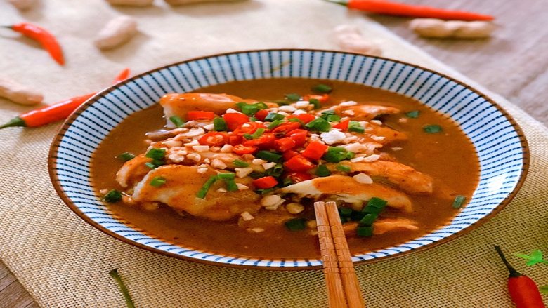 巨香无比的口水鸡酱汁都想舔干净