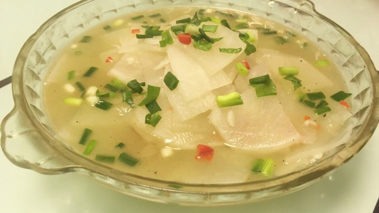 家常菜水煮白萝卜片