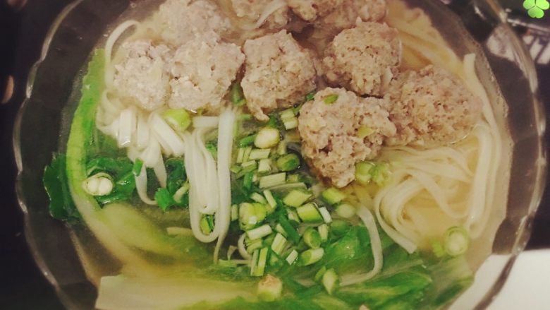 肉丸鲜汤面
