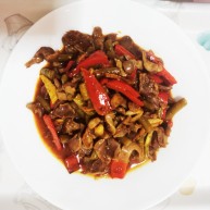 酸豆角辣炒鸡胗