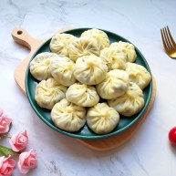 冬至美食饺子皮小笼包