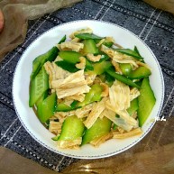 海米腐竹炒黄瓜