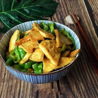 青椒炒豆腐