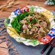 年味水煮酸菜滑肉片