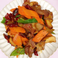 胡萝卜炒腊肉