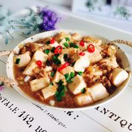 洋葱肉末烩豆腐