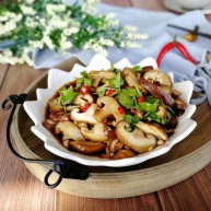 菌类料理凉拌香菇