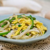 杏鲍菇炒鸡蛋