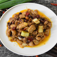 川蜀名菜宫爆鸡丁鲜香细嫩辣而不燥人人都爱吃