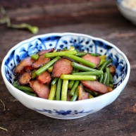 蒜苔炒腊肉