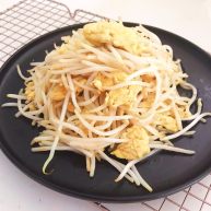 减脂快手菜  银芽炒蛋