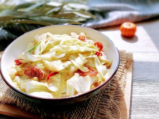 14、腊肠手撕包菜,成品图！