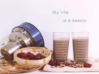 11、红枣红豆豆浆,一杯没有过滤的，给我；一杯过滤的，给他。