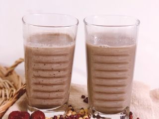 12、红枣红豆豆浆,清晨的豆浆，温暖胃和心，赶紧做起来吧～