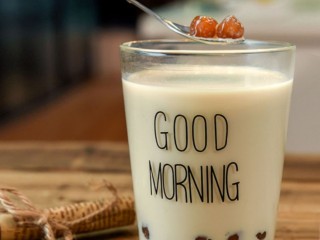 14、珍珠奶茶,珍珠奶茶的制作重点在于珍珠粉制作，掌握木薯粉的用量，爽滑弹牙的珍珠不是难事！