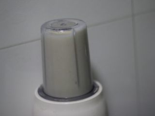 2、秋季滋补单品，秋梨膏,用料理机打成糊