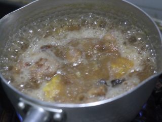 8、秋季滋补单品，秋梨膏,大火烧开