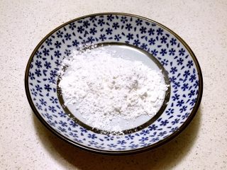 5、香煎西葫芦鸡蛋饼,玉米淀粉