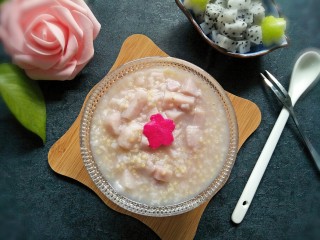 13、香芋双米粥,再搭配点水果就更棒了!